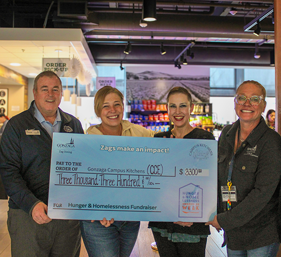 Студентка UW School of Medicine — регионального партнерства со школой Гонзага Мара Хазелтайн